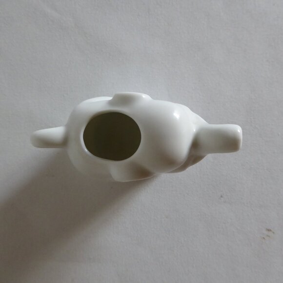 HIC BRAND WHITE ELEPHANT MINI CREAMER PITCHER 2 OUNCE (NEW) - Picture 5 of 7